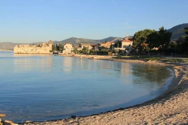 Villa Barbara-Kastela With Heated Pool Exterior photo